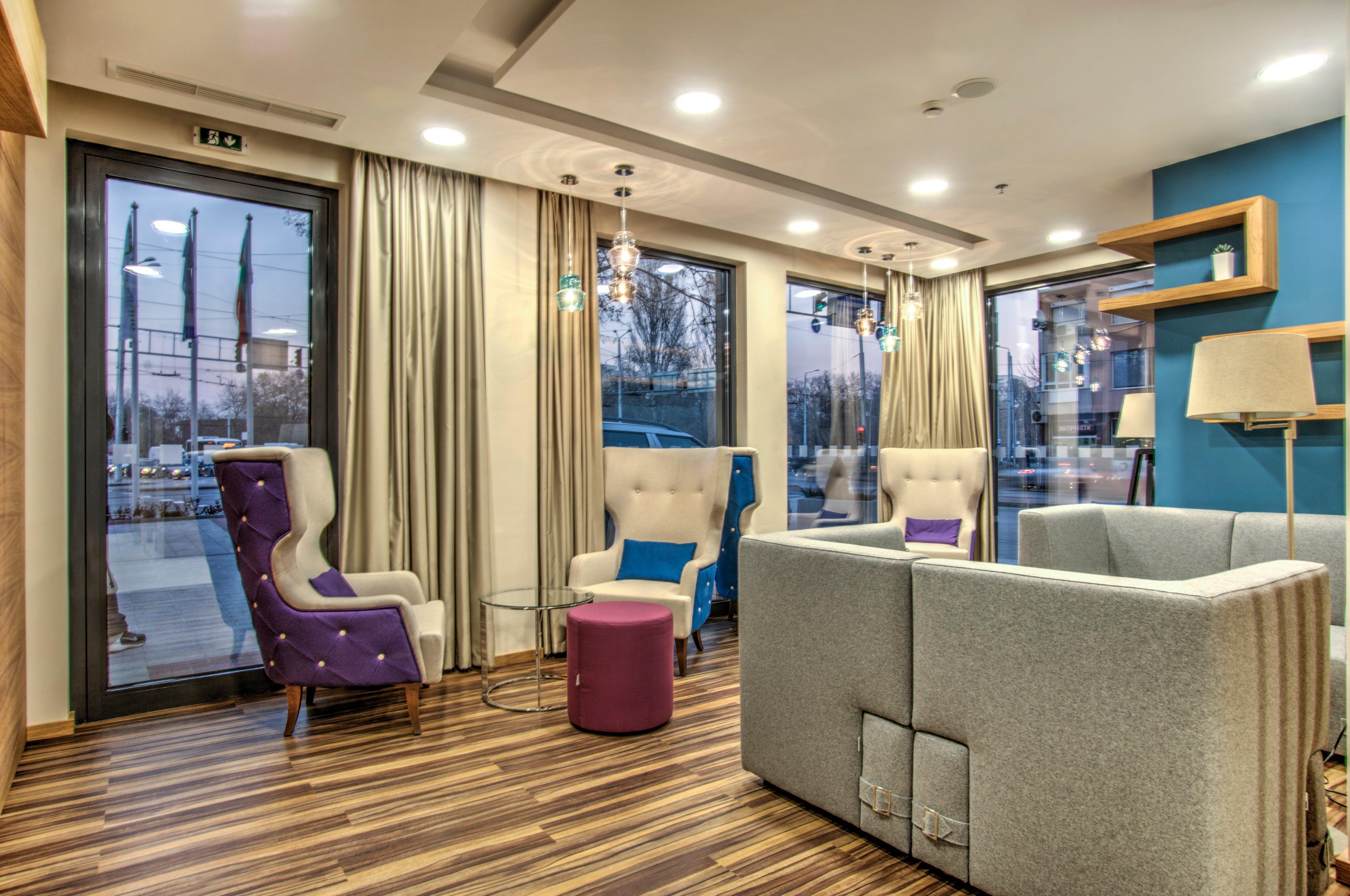 Holiday Inn Plovdiv By Ihg Zewnętrze zdjęcie