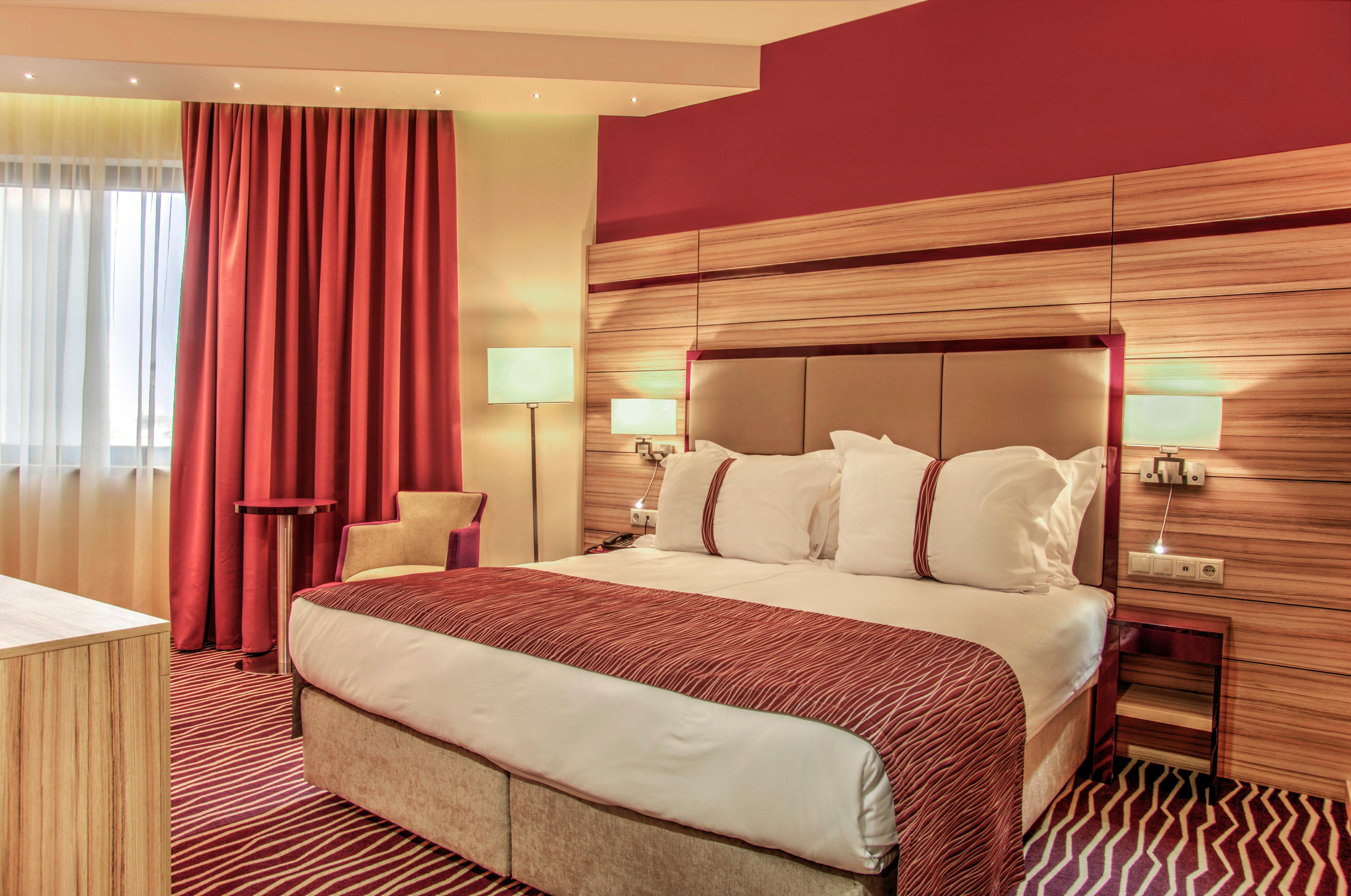 Holiday Inn Plovdiv By Ihg Zewnętrze zdjęcie