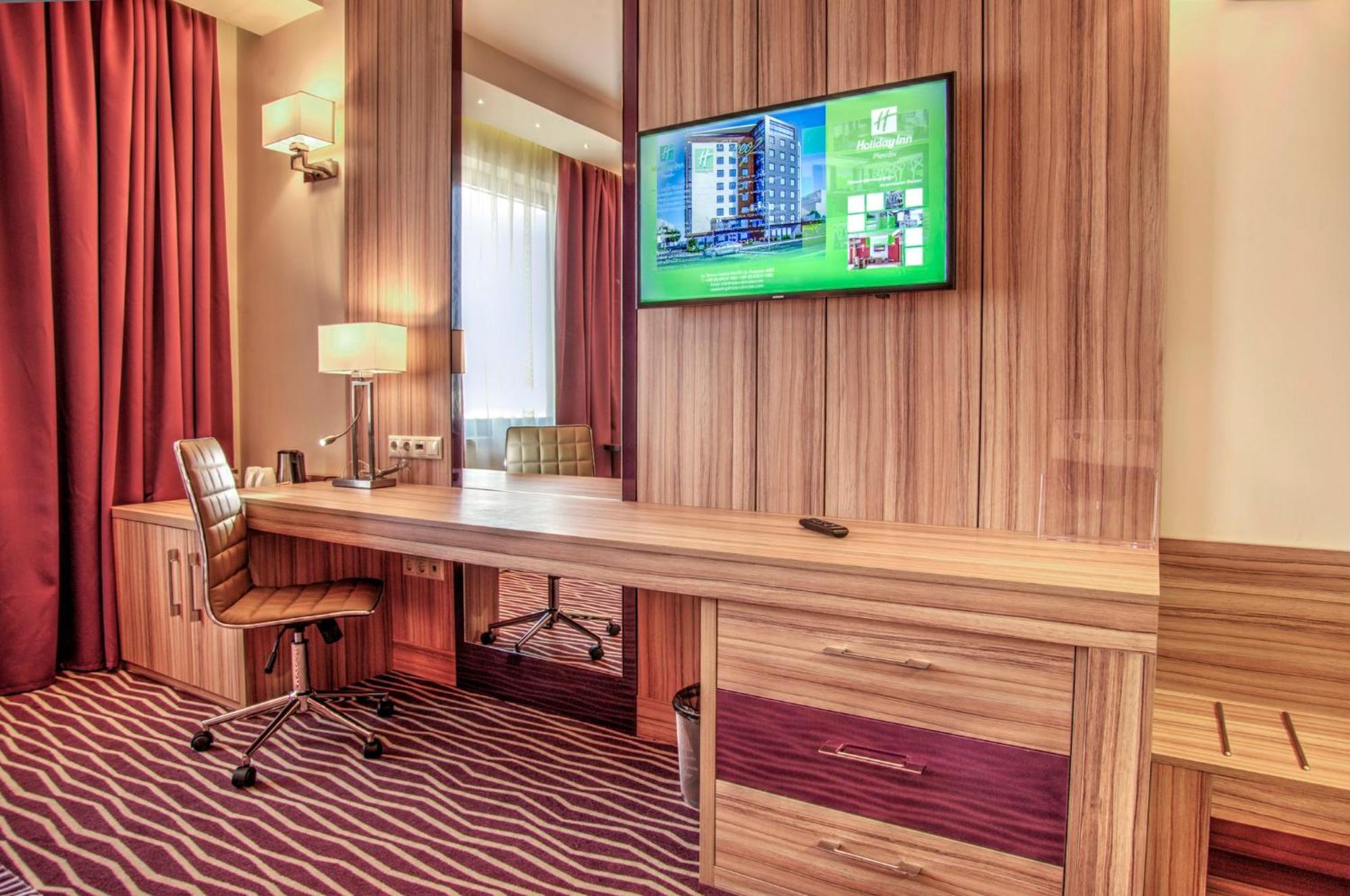 Holiday Inn Plovdiv By Ihg Zewnętrze zdjęcie